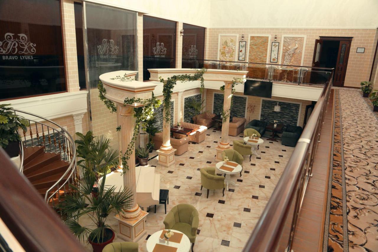 Bravolyuks Hotel Urgench Exterior photo