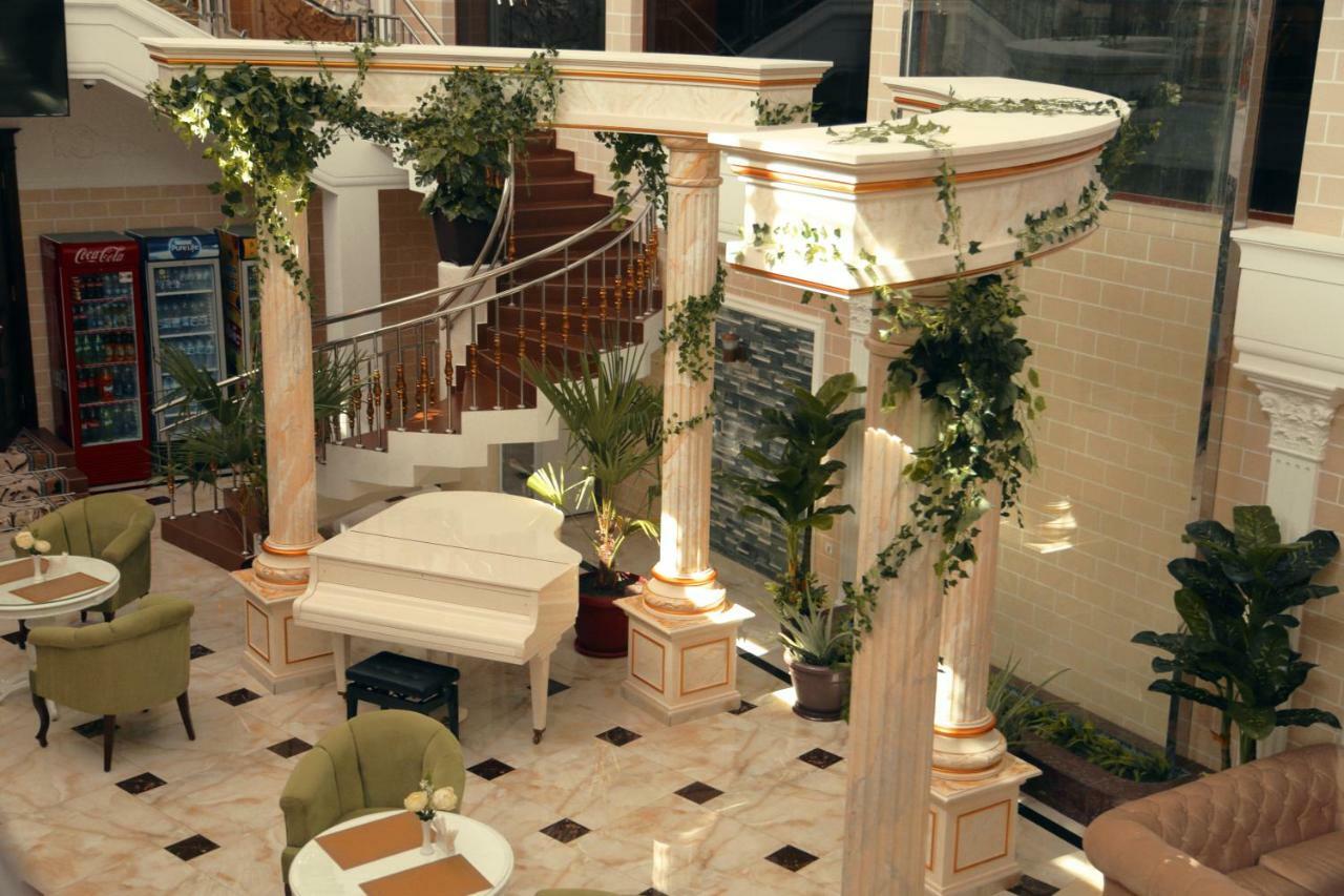 Bravolyuks Hotel Urgench Exterior photo